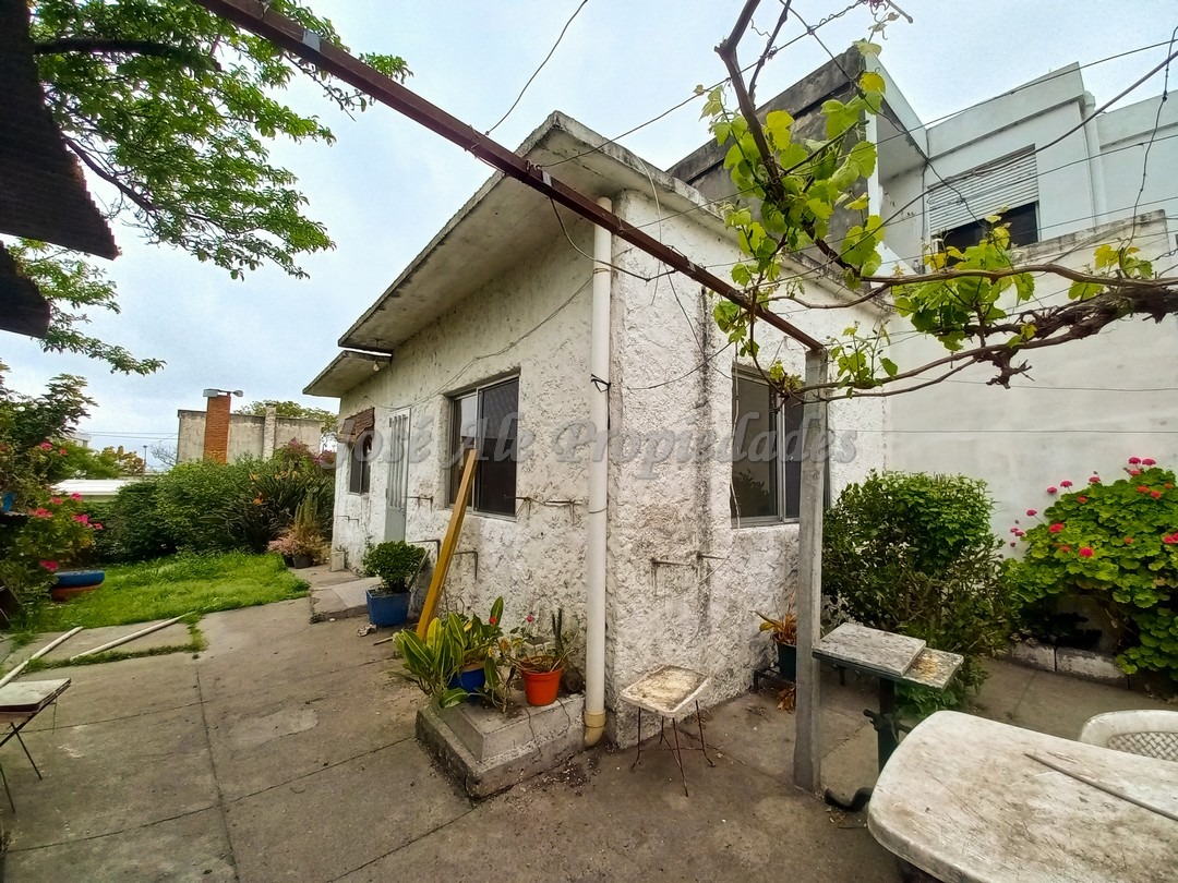 Imagen 9 de ¡OPORTUNIDAD DE INVERSION !! Casa en estratégico punto de la ciudad de colonia.