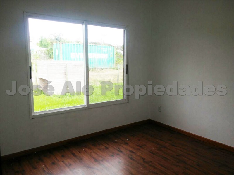 Imagen 3 de Muy linda propiedad en Real de San Carlos, a pasos de todos los servicios y de transporte público, Zona de UDE.