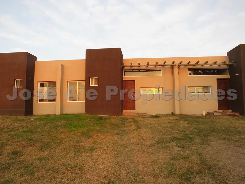 Muy linda propiedad en Real de San Carlos, a pasos de todos los servicios y de transporte público, Zona de UDE.