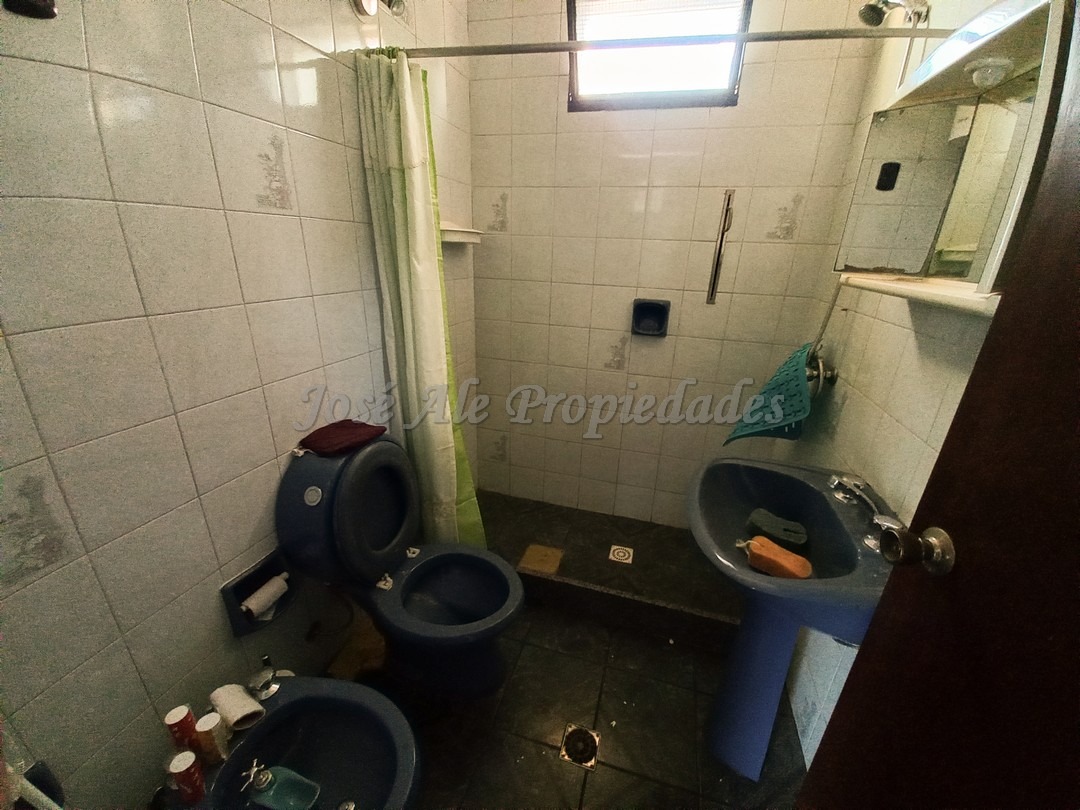 Imagen 6 de Casa con buena iluminación en amplio terreno de 608m2.