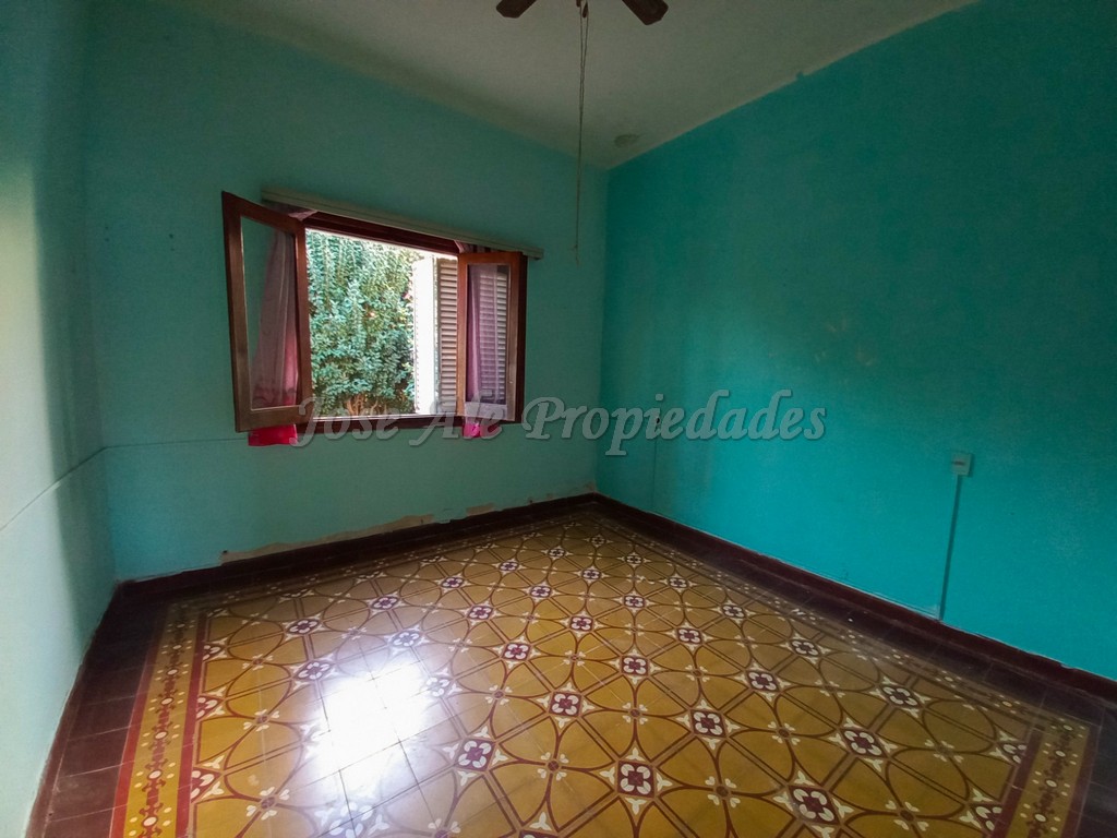 Imagen 5 de Hermosa casa de grande dimensiones. Rodeada por un entorno de naturaleza.