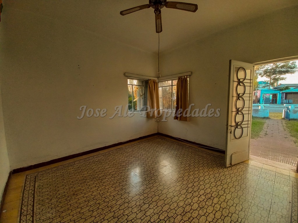 Imagen 8 de Hermosa casa de grande dimensiones. Rodeada por un entorno de naturaleza.