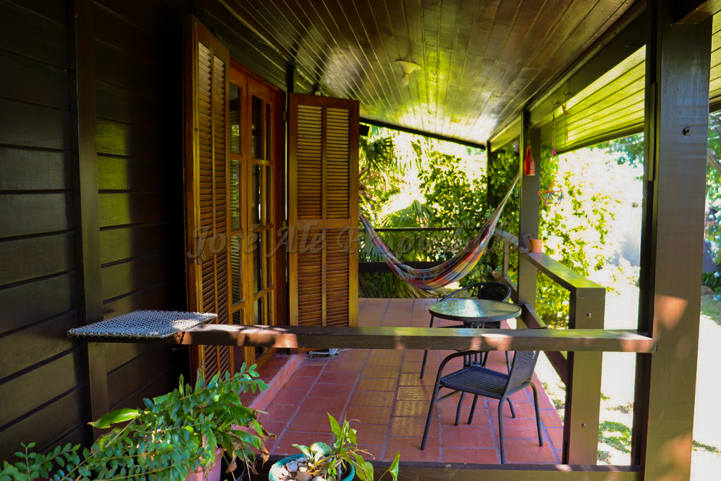 Imagen 2 de Cómoda y confortable cabaña a tan solo 100 mts de la rambla costanera y playas de colonia.