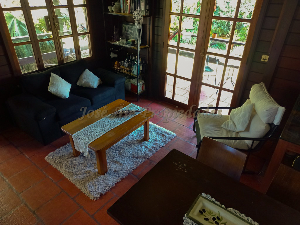 Imagen 3 de Cómoda y confortable cabaña a tan solo 100 mts de la rambla costanera y playas de colonia.