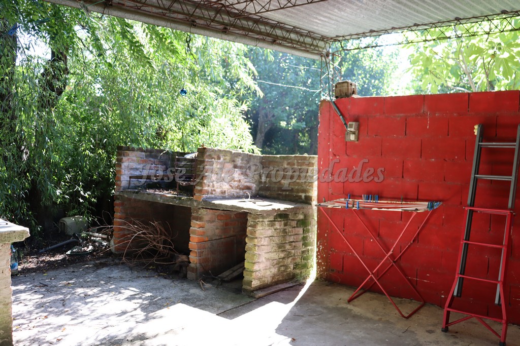 Imagen 9 de Cómoda y confortable cabaña a tan solo 100 mts de la rambla costanera y playas de colonia.