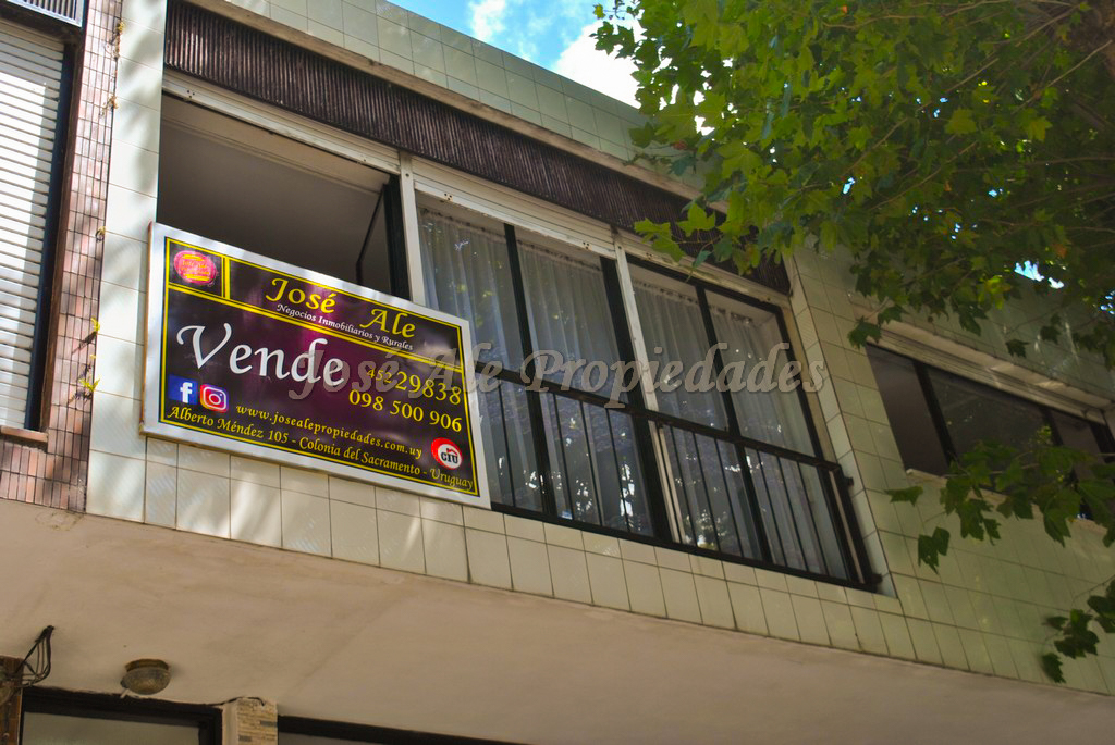 Imagen 2 de Importante propiedad en pleno centro de Colonia sobre Avda. Artigas, a metros de Gral. Flores.