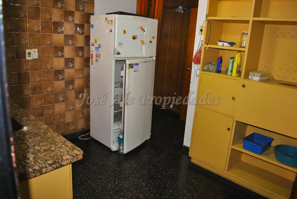 Imagen 7 de Importante propiedad en pleno centro de Colonia sobre Avda. Artigas, a metros de Gral. Flores.