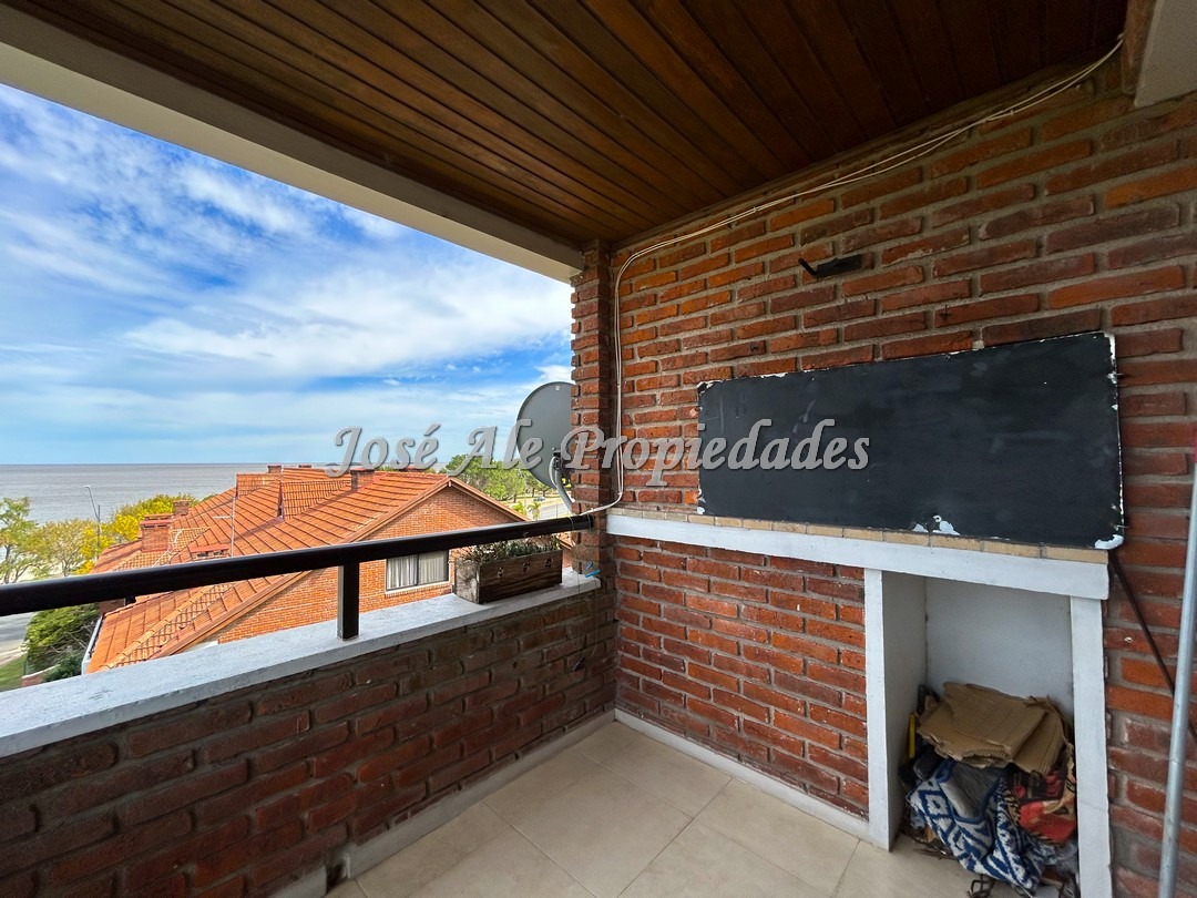 Imagen 3 de Magnifico departamento ubicado en Rambla Costanera.