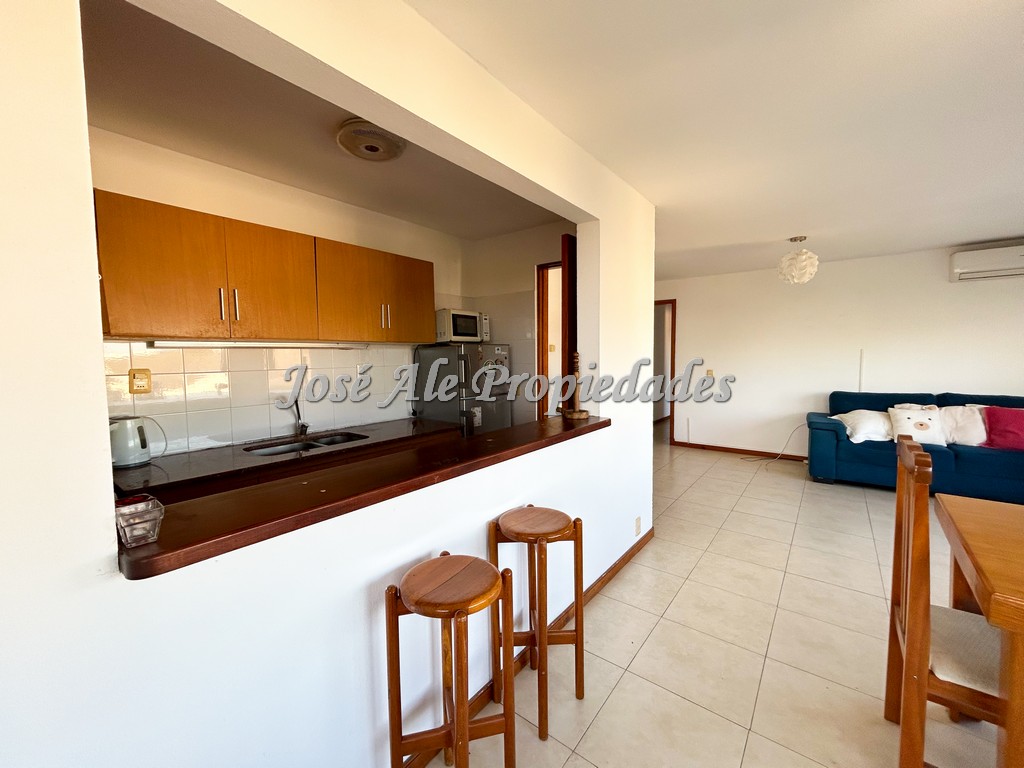 Imagen 4 de EN VENTA Y EN ALQUILER Magnífico departamento ubicado en Rambla Costanera de Colonia del Sacramento.