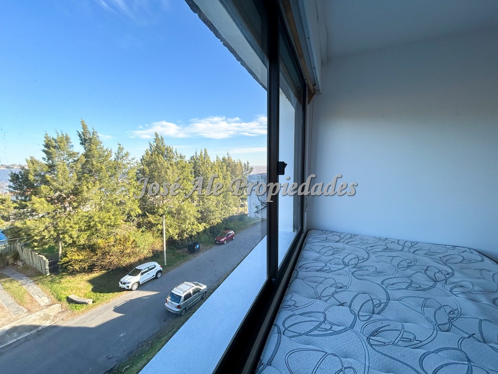 Imagen 7 de EN VENTA Y EN ALQUILER Magnífico departamento ubicado en Rambla Costanera de Colonia del Sacramento.
