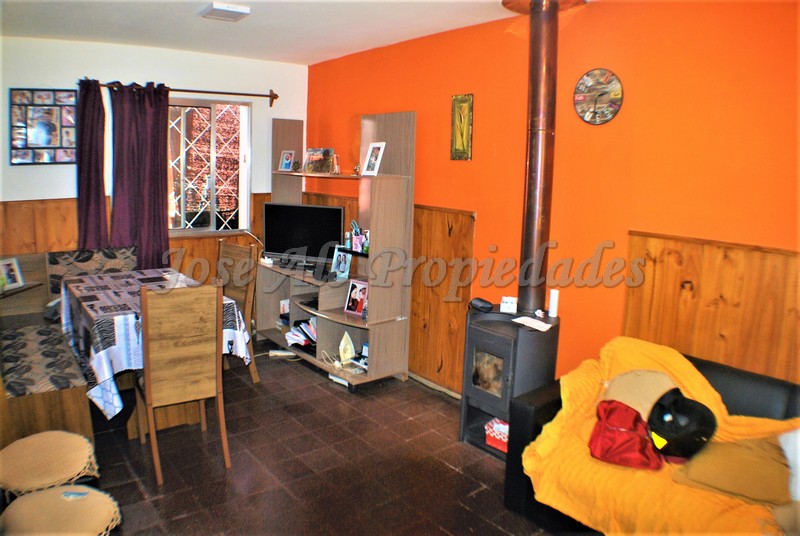 Imagen 1 de Impecable vivienda ubicada en Complejo Habitacional L16.