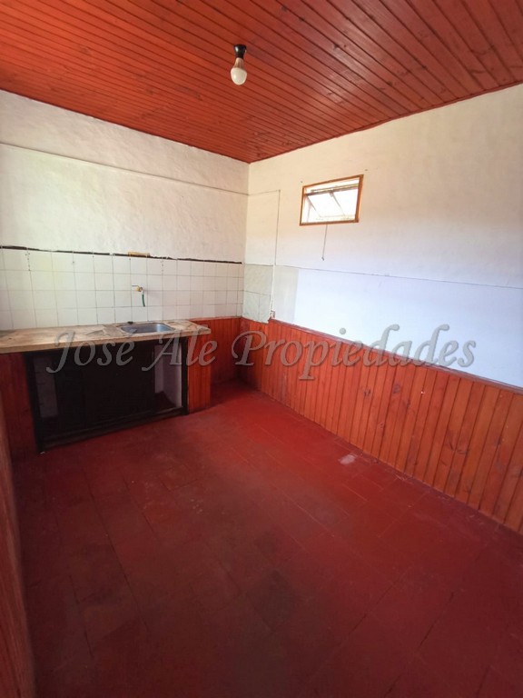 Imagen 6 de Propiedad ubicada en Pueblo Nuevo, a pasos de Colonia Shopping y de todos los servicios.