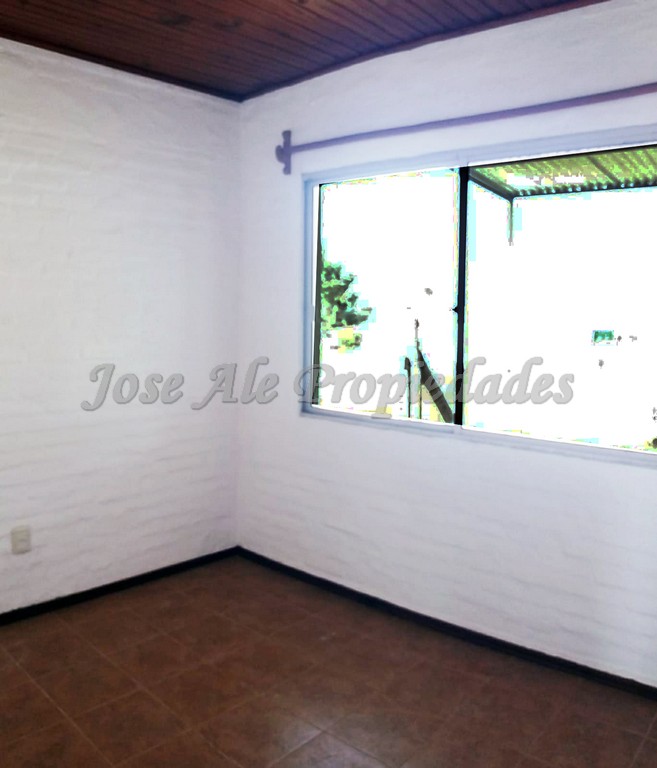 Imagen 7 de Casa de dos Dormitorios ubicada zona Real de San Carlos.