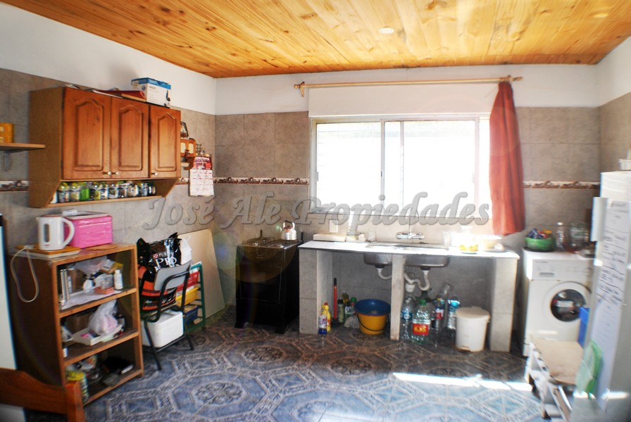 Imagen 6 de Propiedad ubicada en zona de Nuevo Hospital, a solo minutos del centro de colonia.