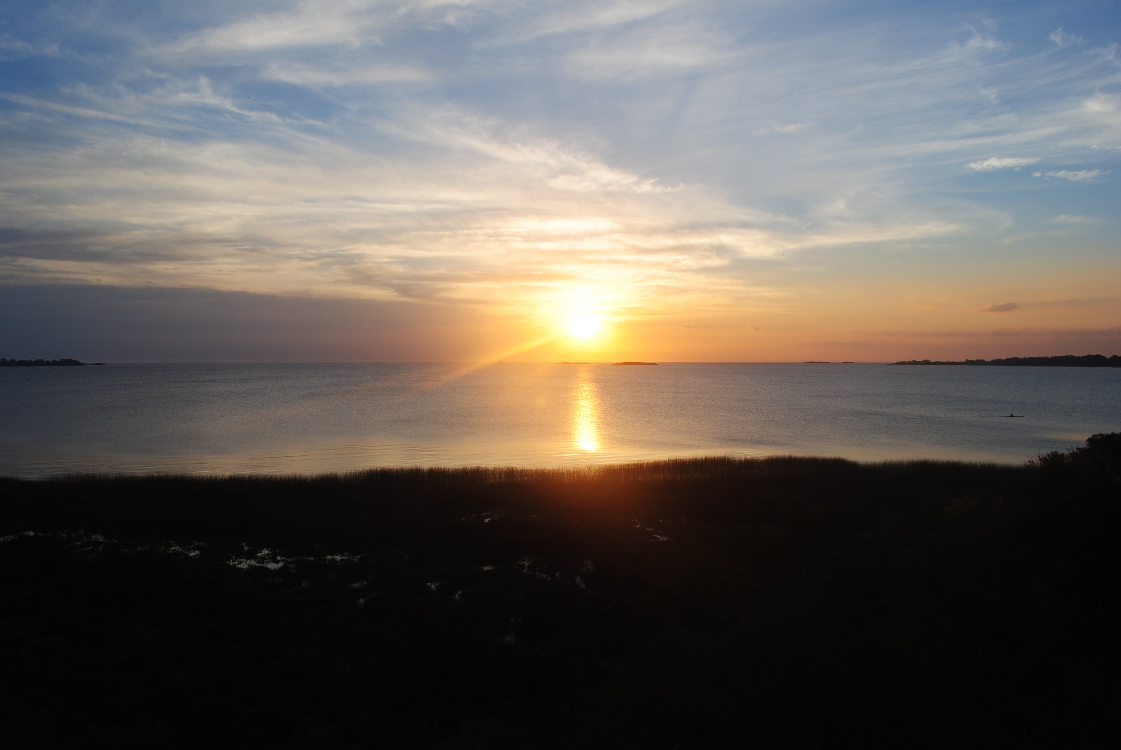 Imagen 4 de Casa de 3 plantas con vista privilegiada a la Rambla y la bahía.