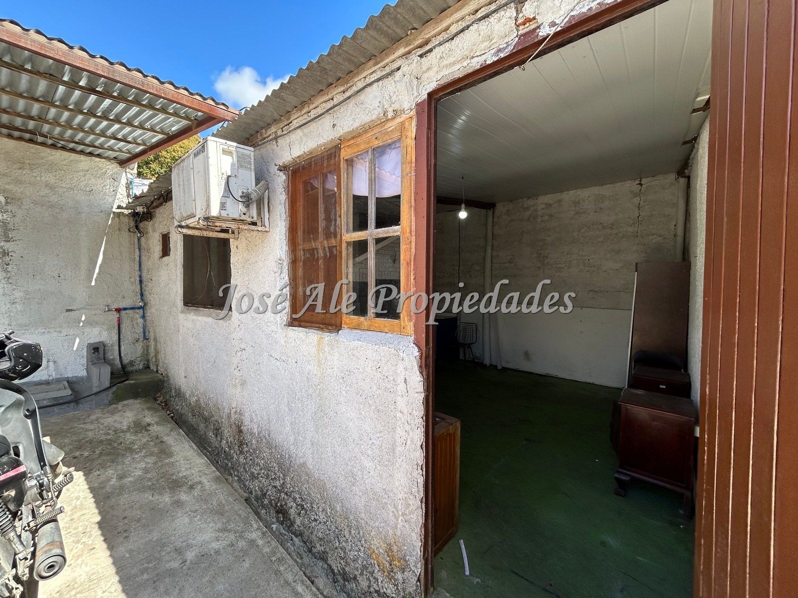 Imagen 1 de Monoambiente ubicado en el Real de San Carlos, Colonia.