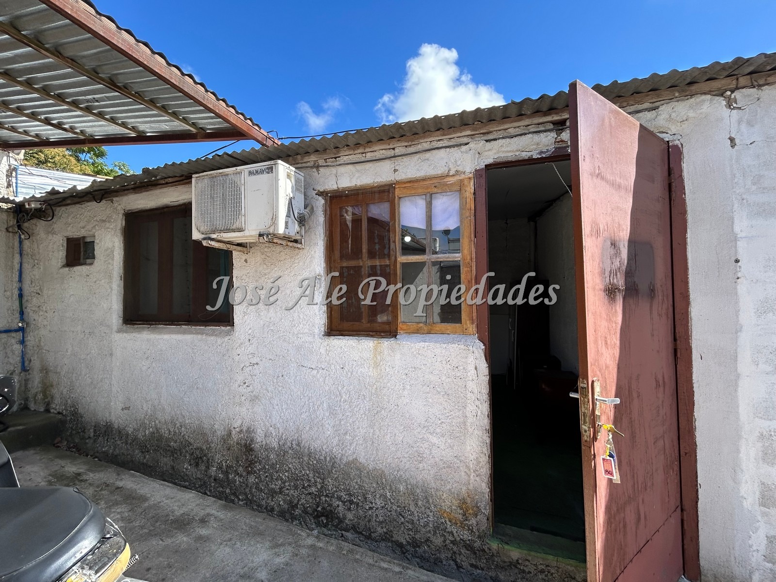 Imagen 2 de Monoambiente ubicado en el Real de San Carlos, Colonia.