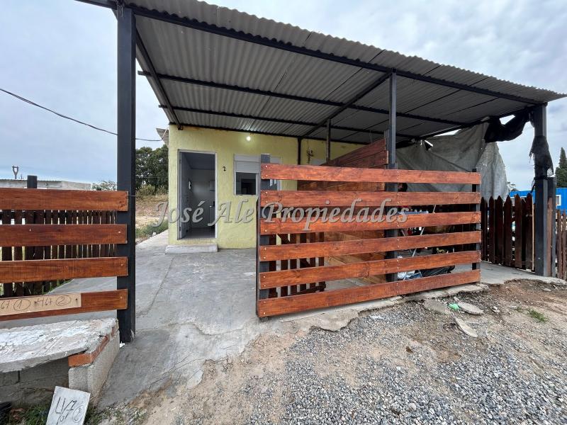 Se trata de 2 casas de 2 dormitorio en PH, ubicados en el General, Colonia.