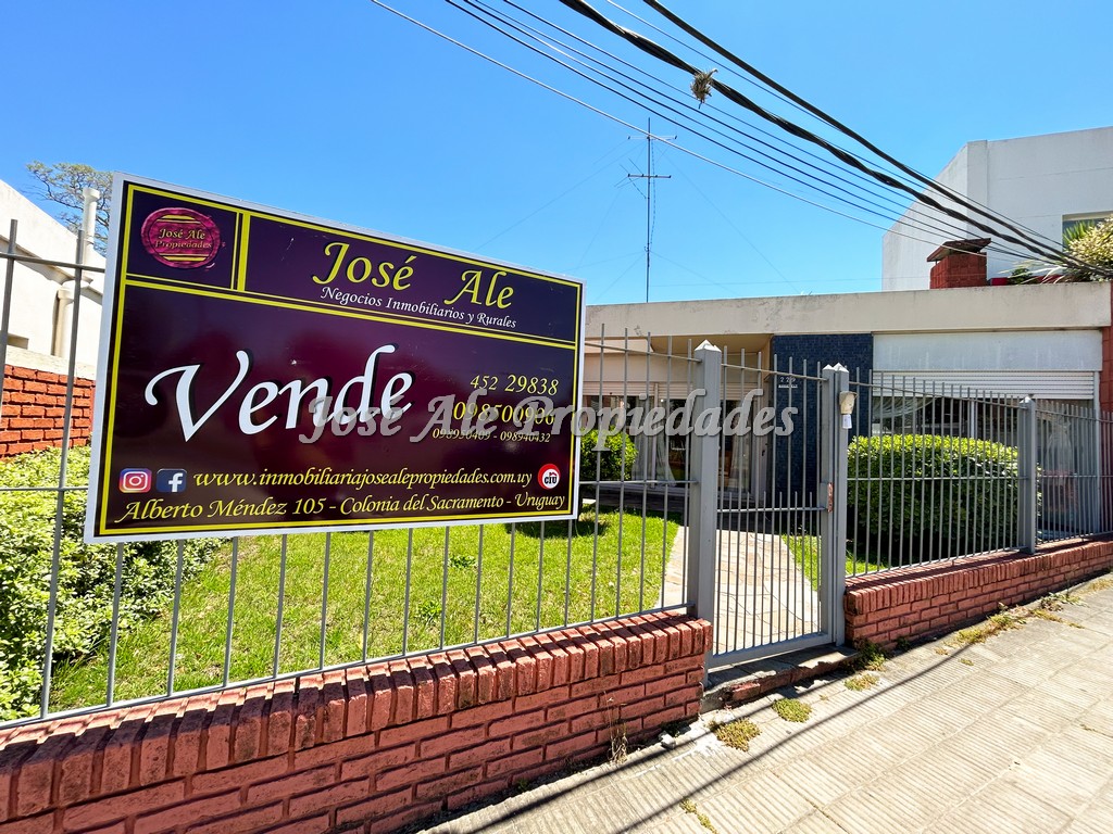 Imagen 2 de EN VENTA Y EN ALQUILER Casa en excelente ubicación, a pocos metros del centro de la ciudad.