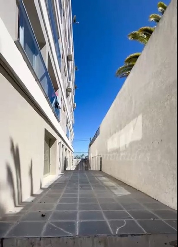 Imagen 8 de EN ALQUILER Espectacular monoambiente o posible 1 dormitorio en edificio residencial frente al Rio de la Plata.